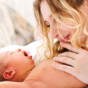 Как ухаживать за пупочком новорожденного?