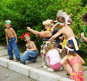 дети играют в игры