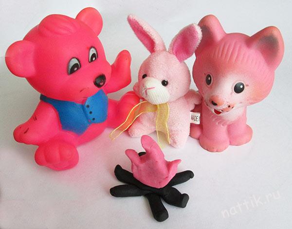 лесные звери зимой у костра